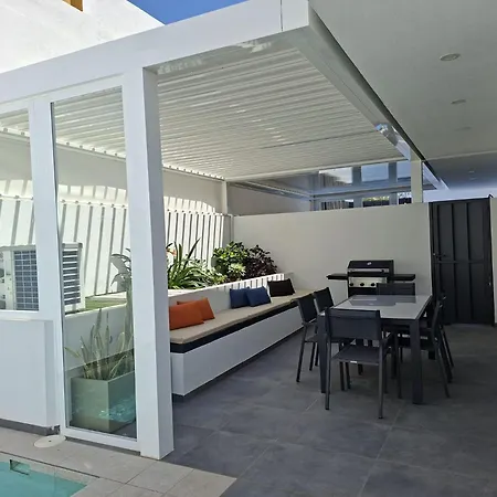 Divela, Ocean View, Private & Heated Pool Villa